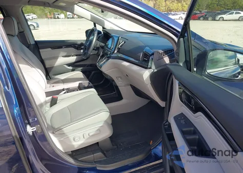 2024 Honda Odyssey Elite z USA, uszkodzony, nr VIN 5FNRL6H94RB024224